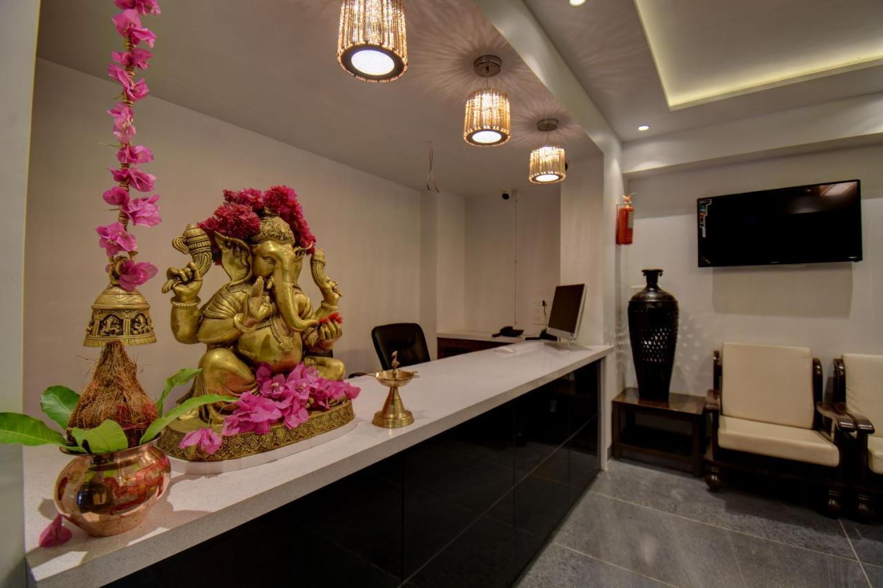 Elite Hotel Lonavla Zewnętrze zdjęcie