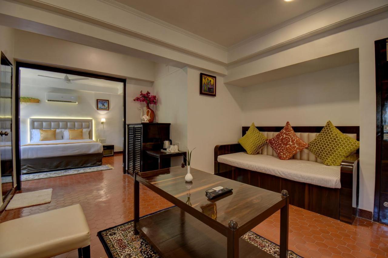 Elite Hotel Lonavla Zewnętrze zdjęcie