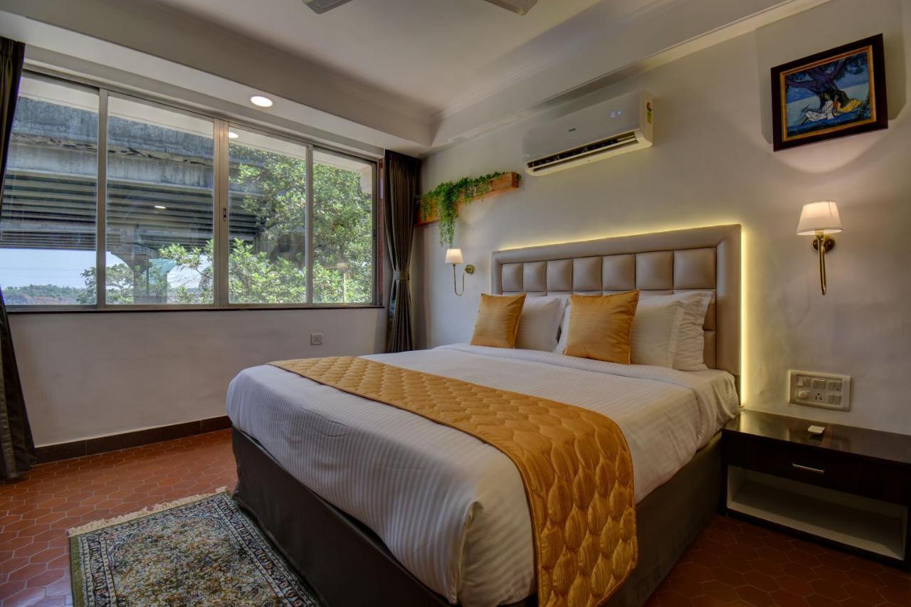 Elite Hotel Lonavla Zewnętrze zdjęcie