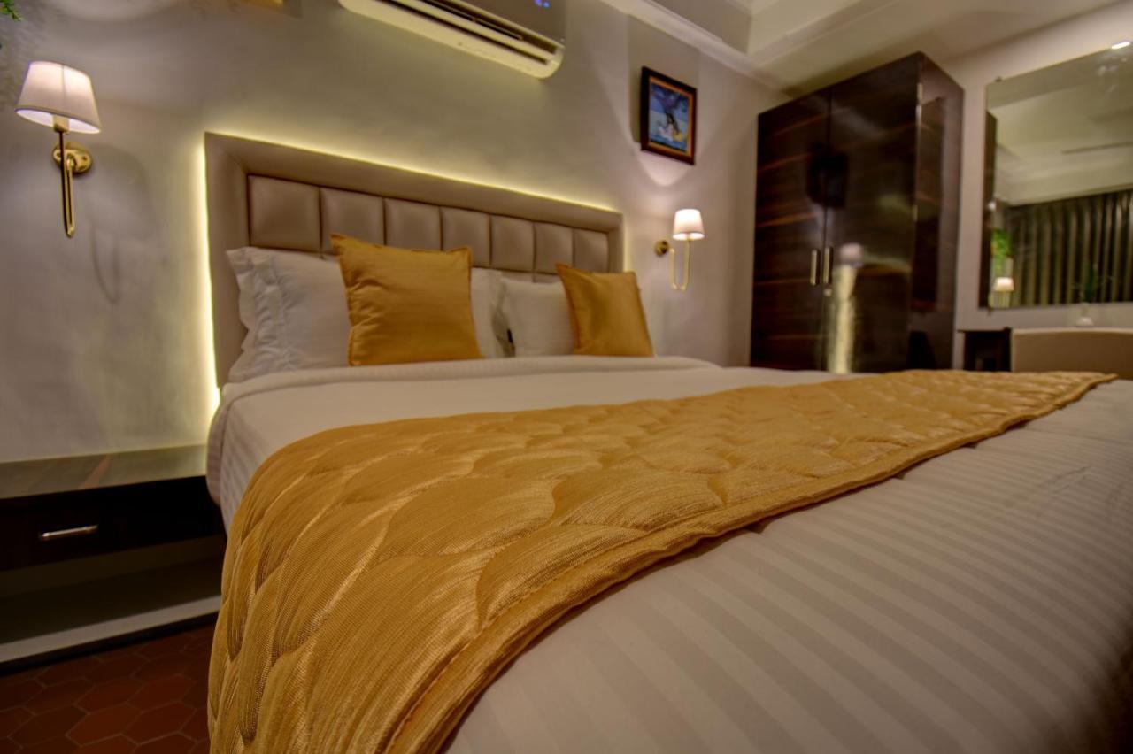 Elite Hotel Lonavla Zewnętrze zdjęcie