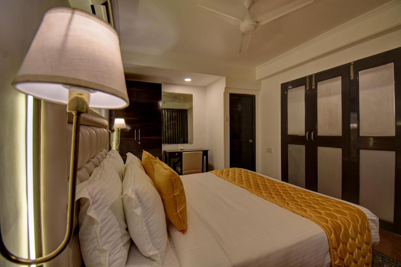 Elite Hotel Lonavla Zewnętrze zdjęcie