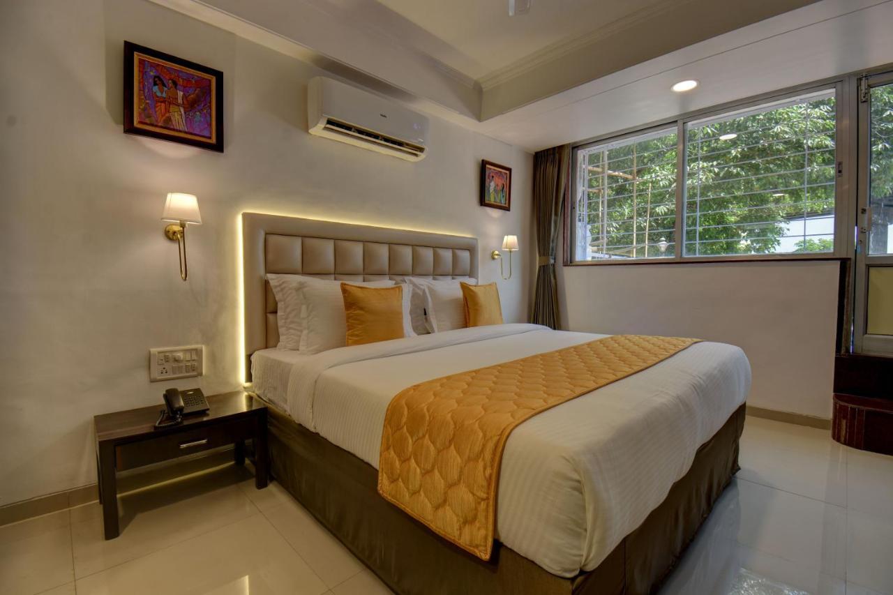 Elite Hotel Lonavla Zewnętrze zdjęcie