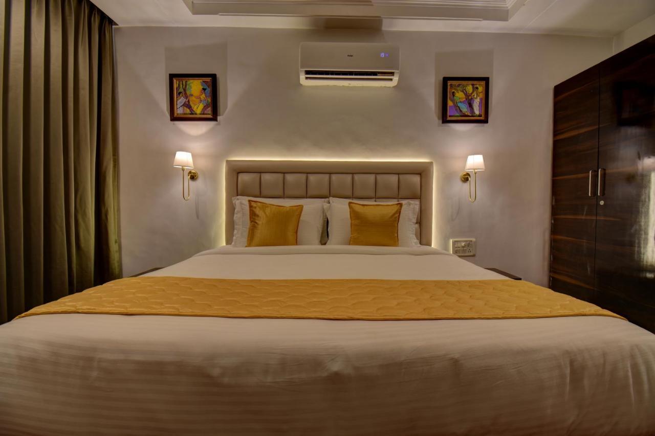 Elite Hotel Lonavla Zewnętrze zdjęcie